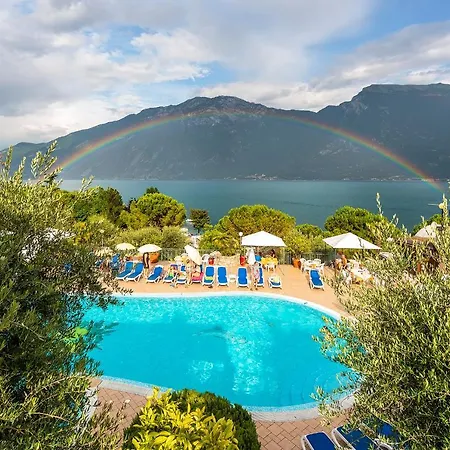 Park Garda 4* リモーネ・スル・ガルダ